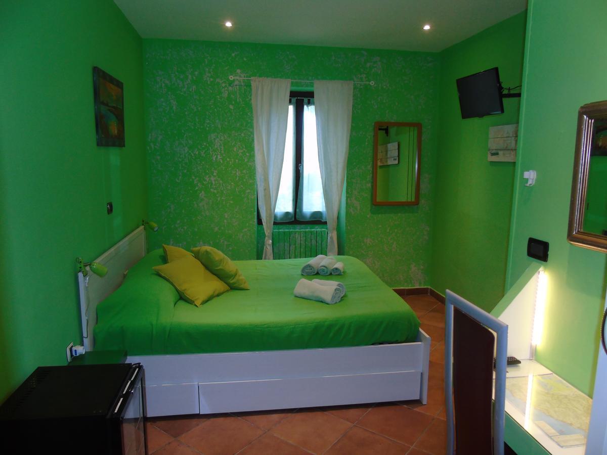 Hotel Rainbow Arma di Taggia Buitenkant foto